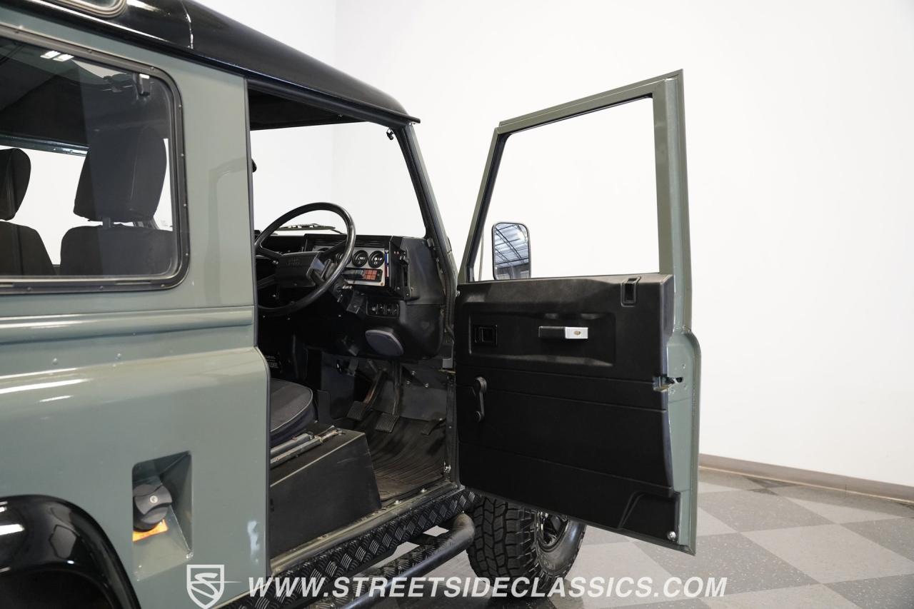 1991 Land Rover Defender