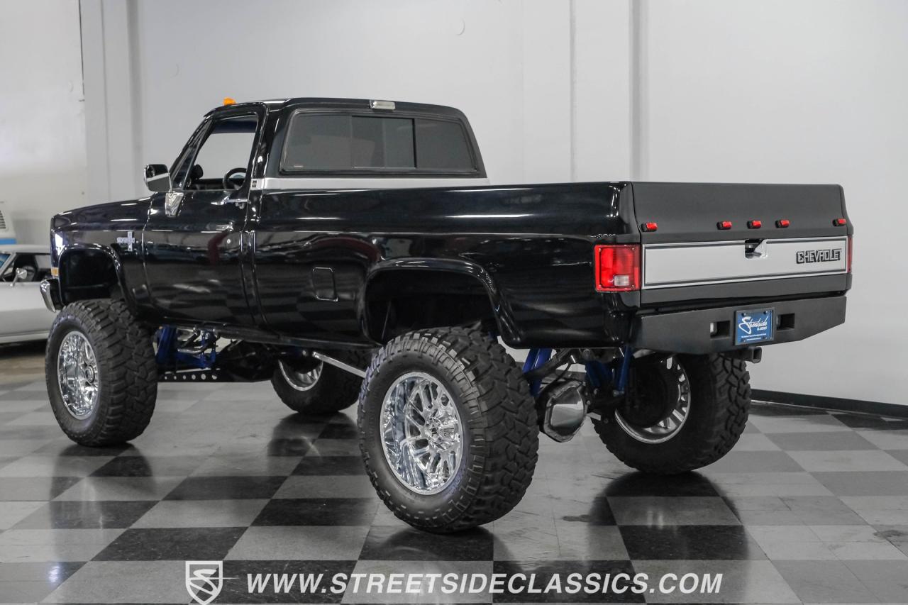 1986 Chevrolet K30 Silverado 4X4