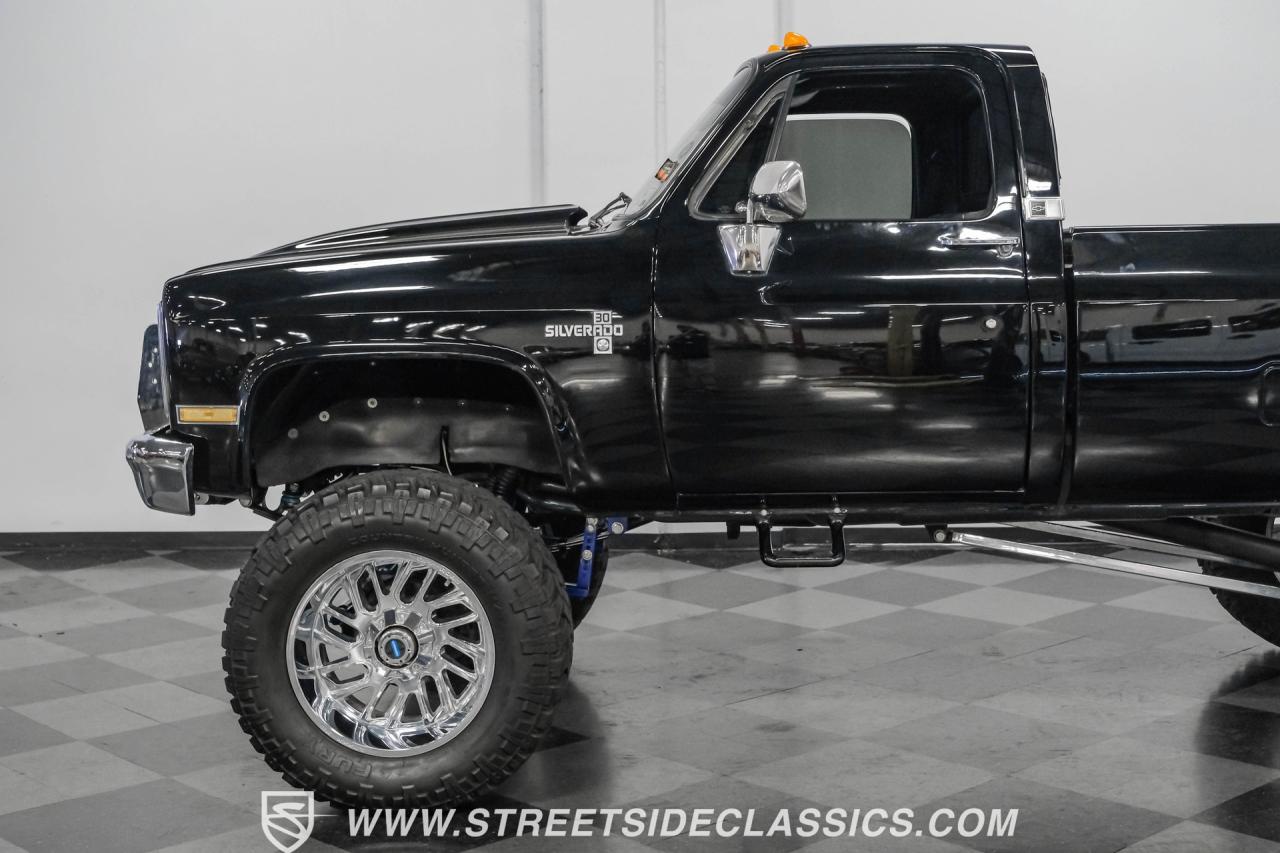 1986 Chevrolet K30 Silverado 4X4