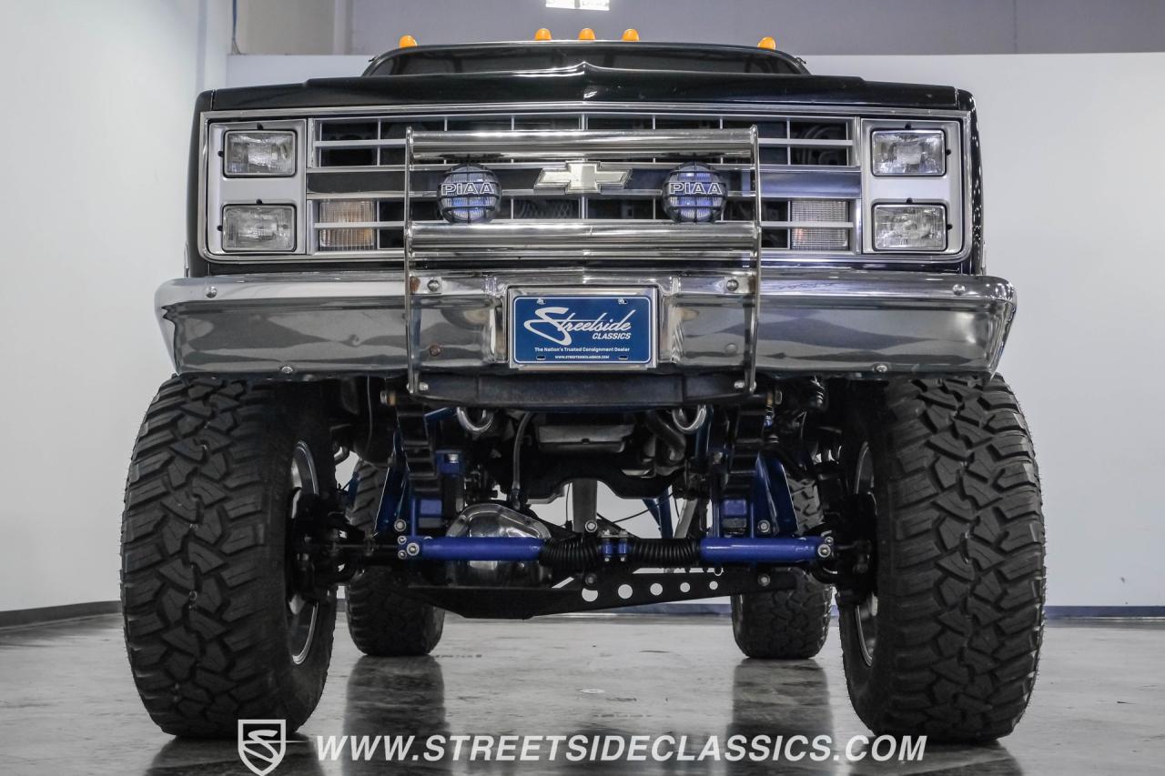 1986 Chevrolet K30 Silverado 4X4