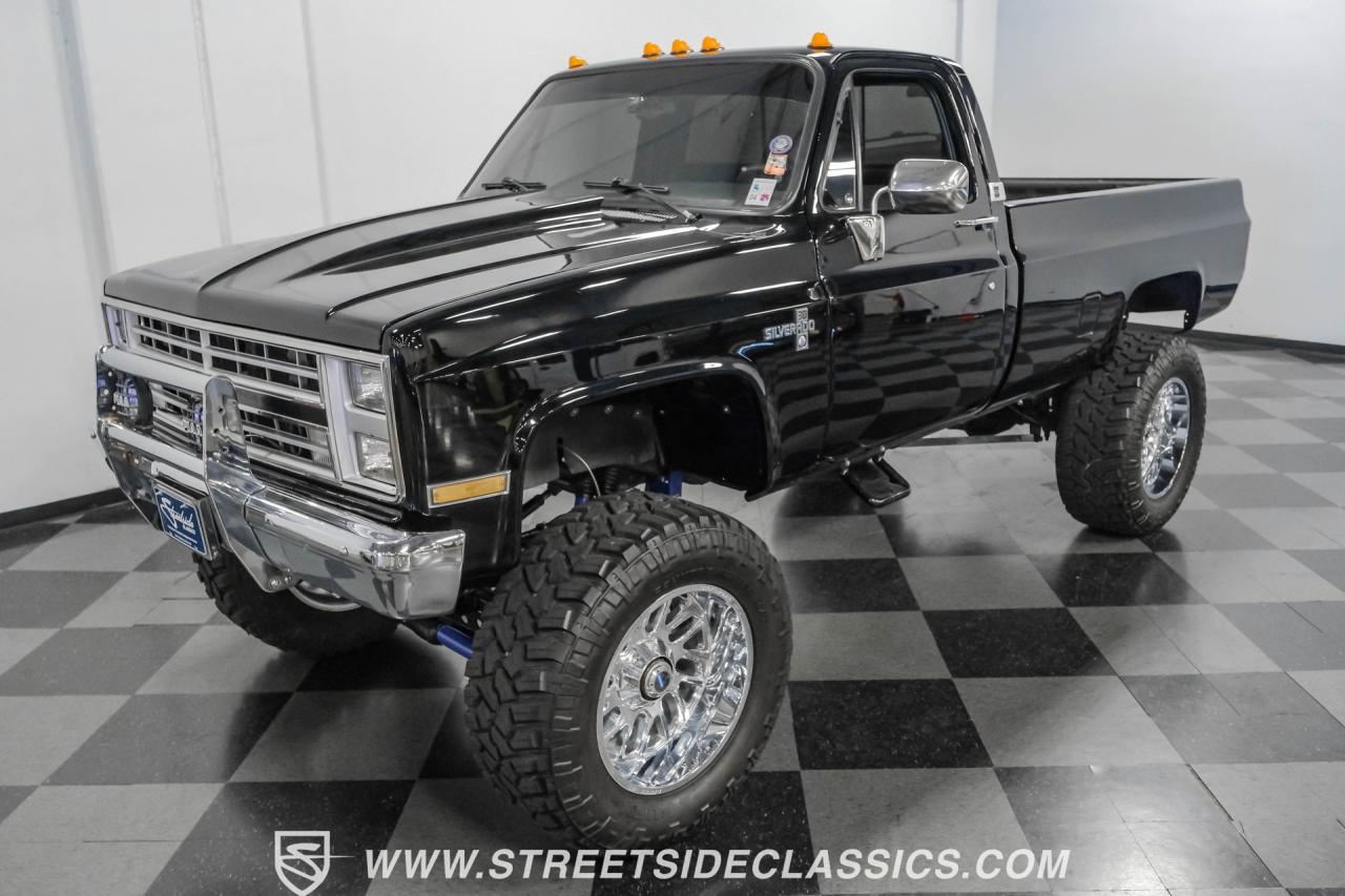 1986 Chevrolet K30 Silverado 4X4