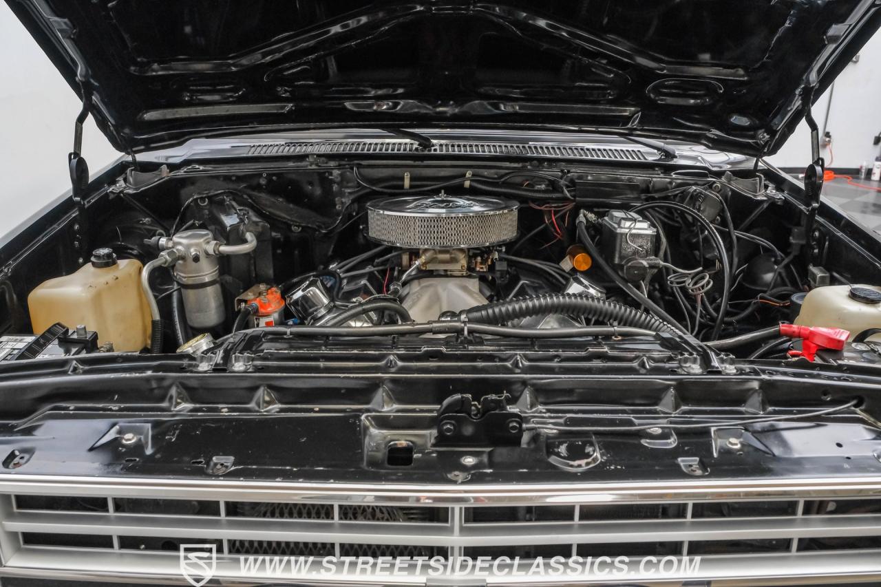 1986 Chevrolet K30 Silverado 4X4