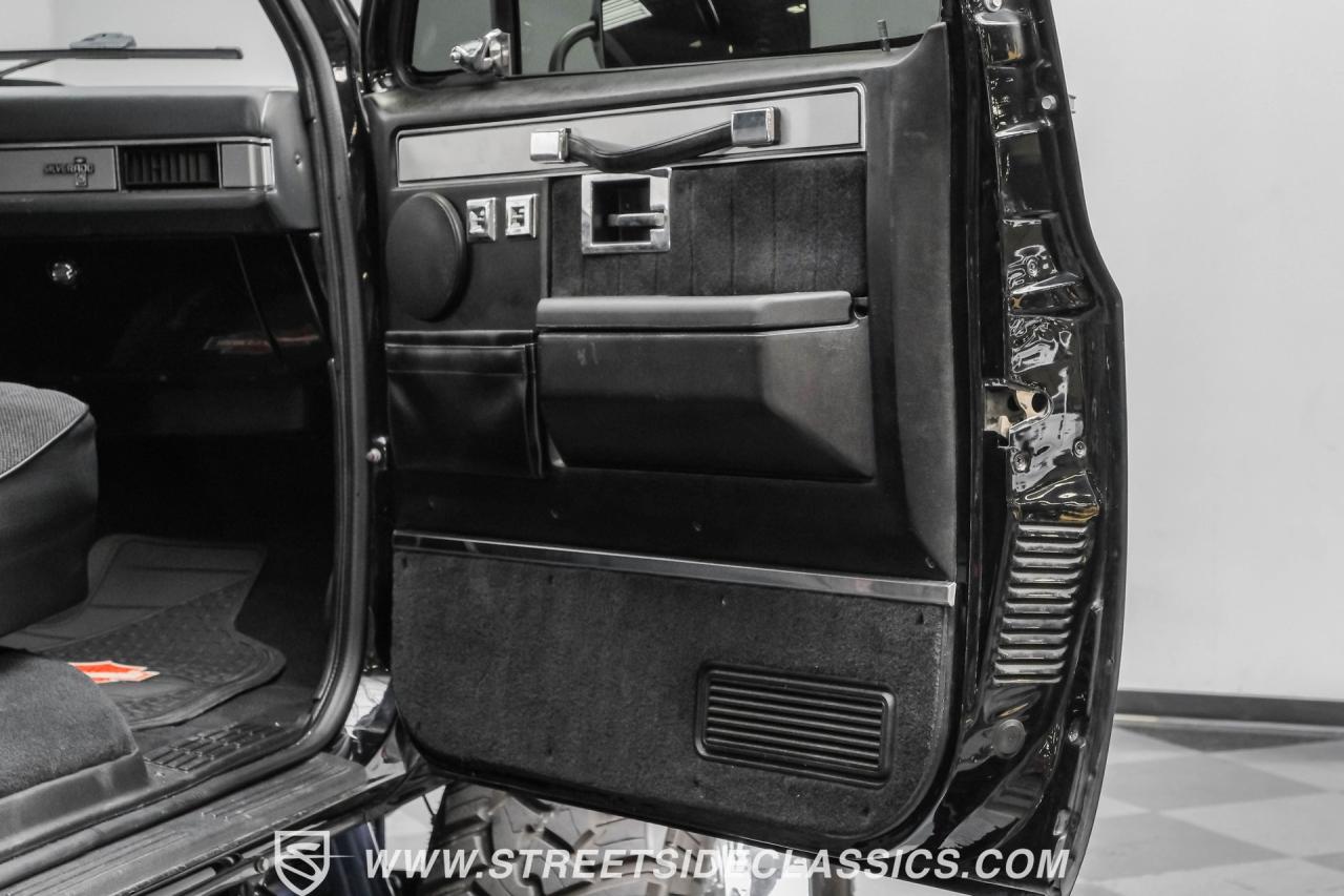 1986 Chevrolet K30 Silverado 4X4