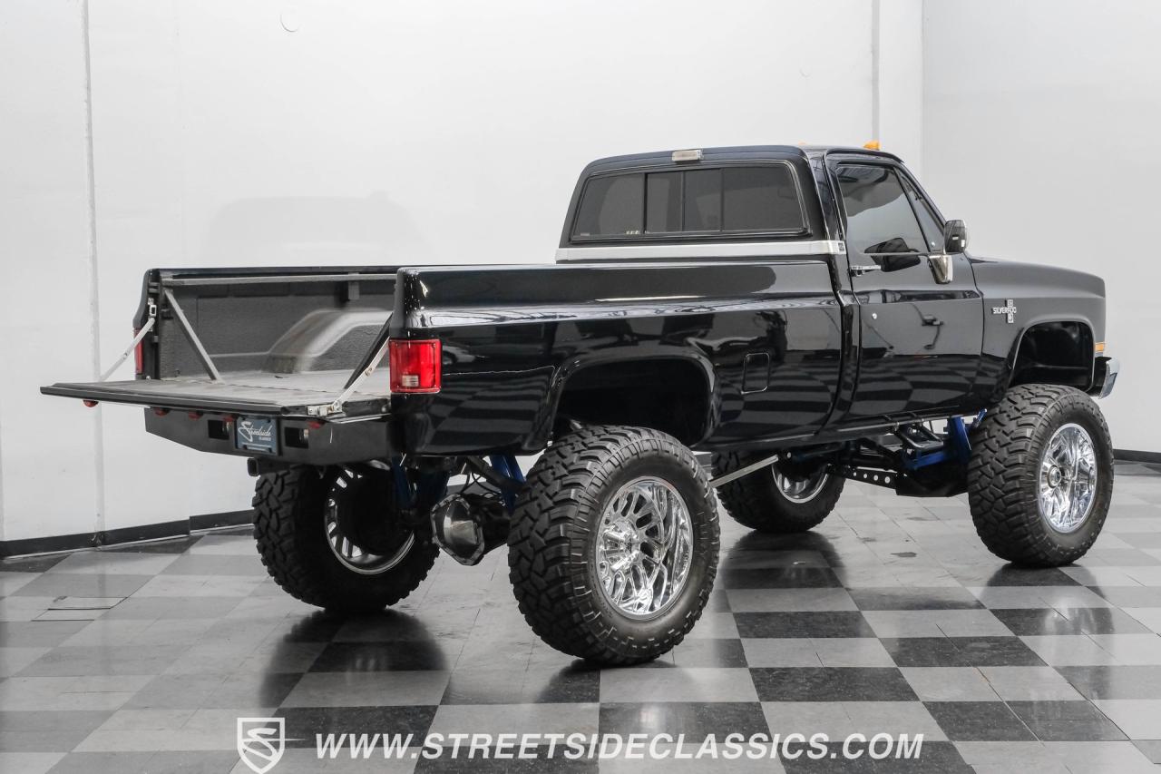 1986 Chevrolet K30 Silverado 4X4