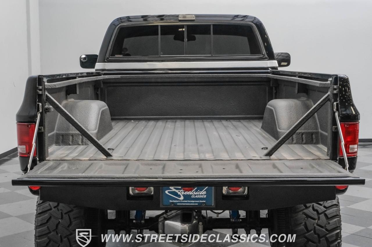 1986 Chevrolet K30 Silverado 4X4