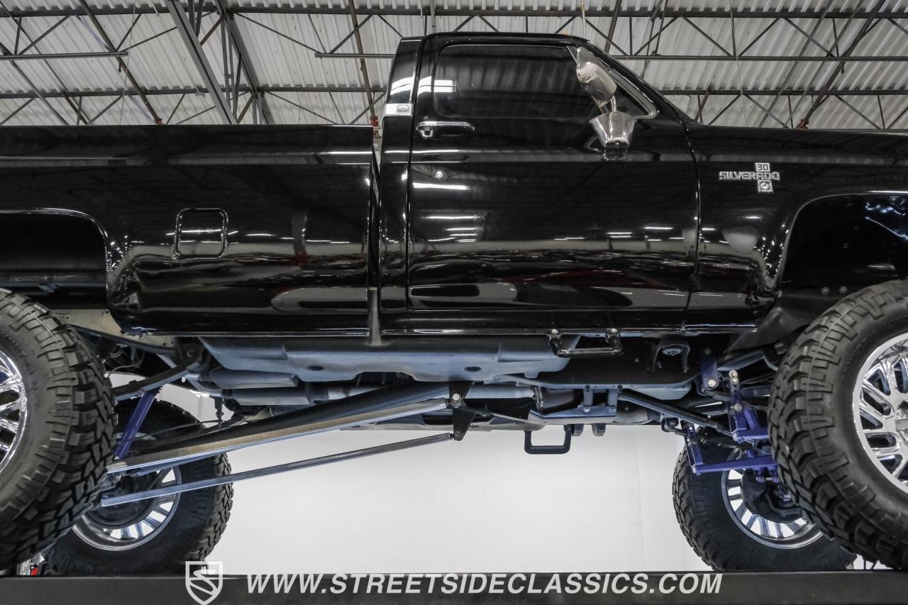 1986 Chevrolet K30 Silverado 4X4