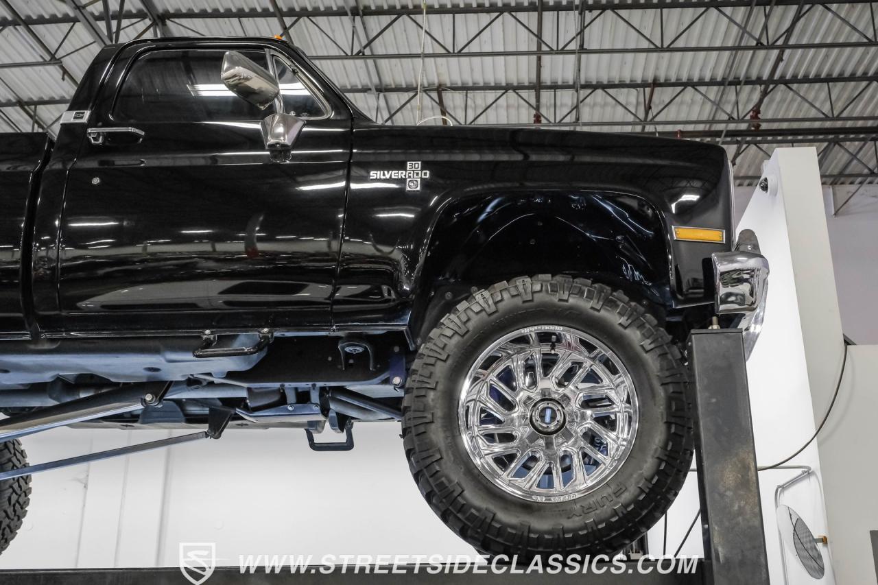 1986 Chevrolet K30 Silverado 4X4