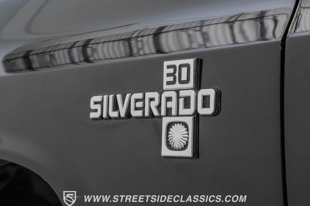 1986 Chevrolet K30 Silverado 4X4