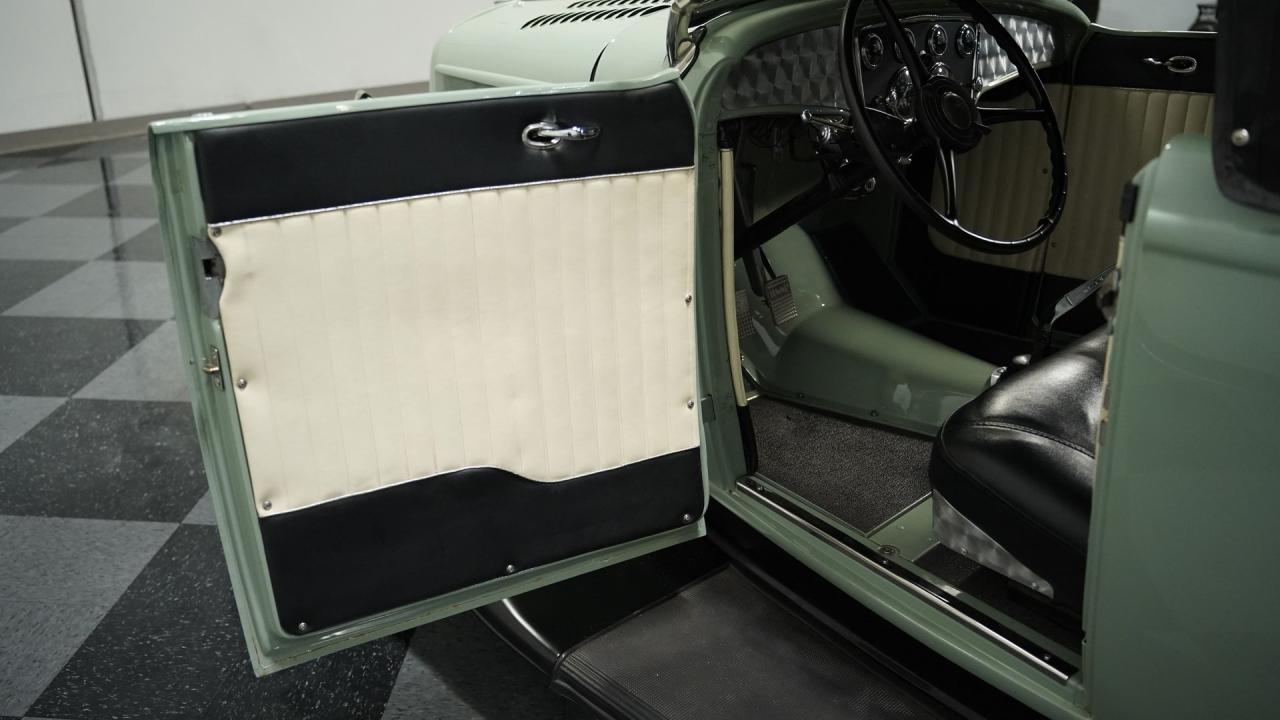 1932 Ford Model B Roadster