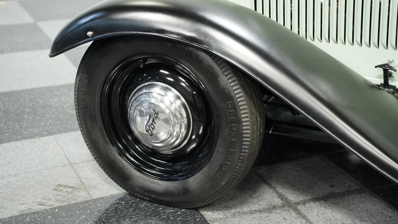 1932 Ford Model B Roadster