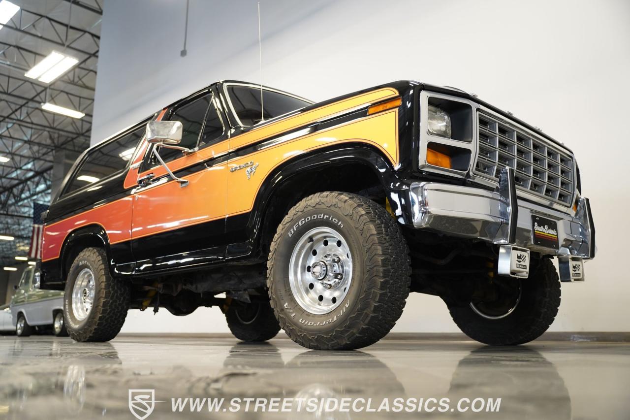 1981 Ford Bronco Ranger XLT Free-Wheeling 4X4