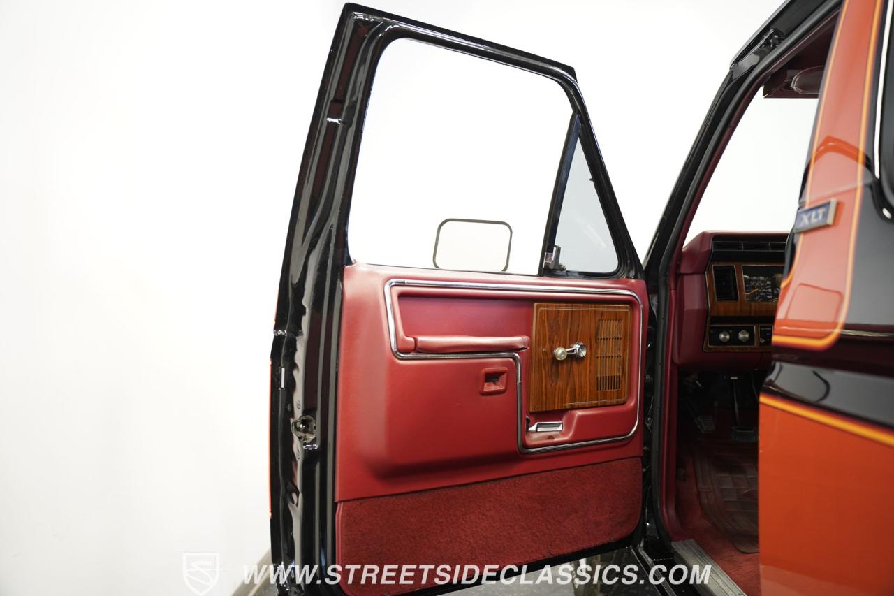 1981 Ford Bronco Ranger XLT Free-Wheeling 4X4