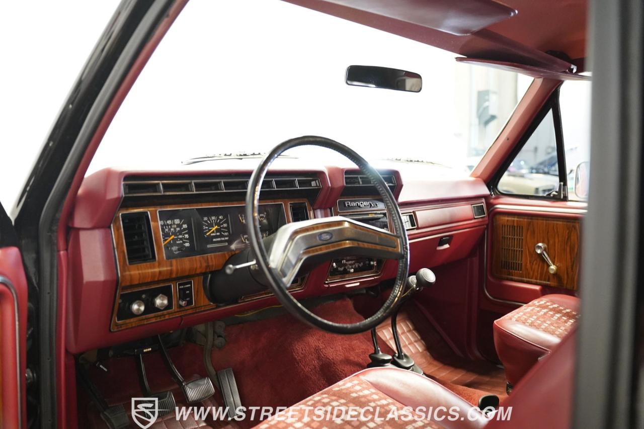 1981 Ford Bronco Ranger XLT Free-Wheeling 4X4