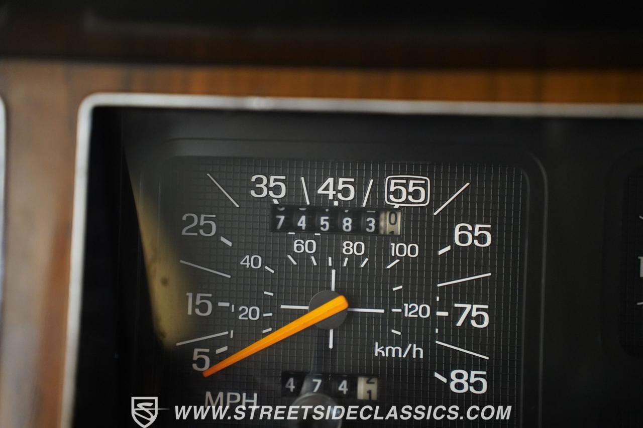 1981 Ford Bronco Ranger XLT Free-Wheeling 4X4