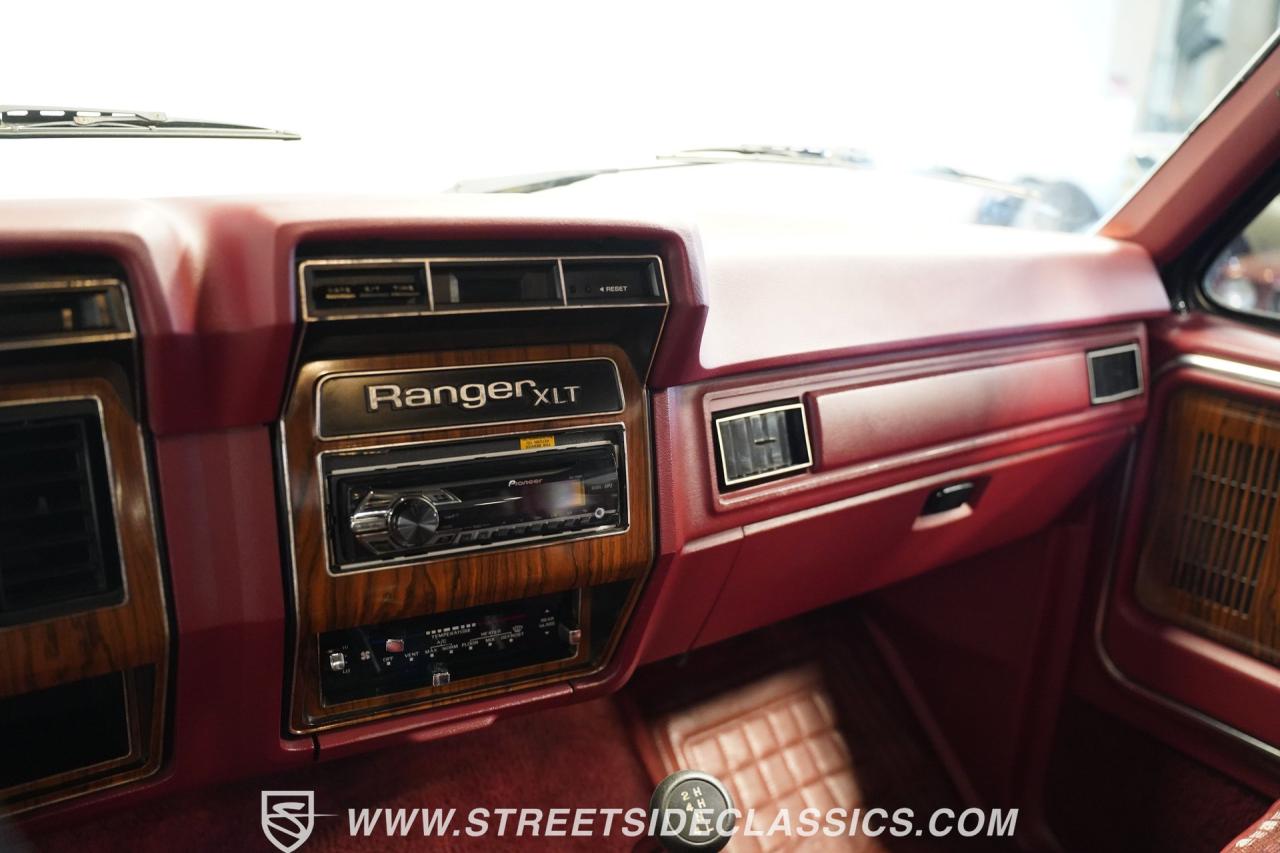 1981 Ford Bronco Ranger XLT Free-Wheeling 4X4