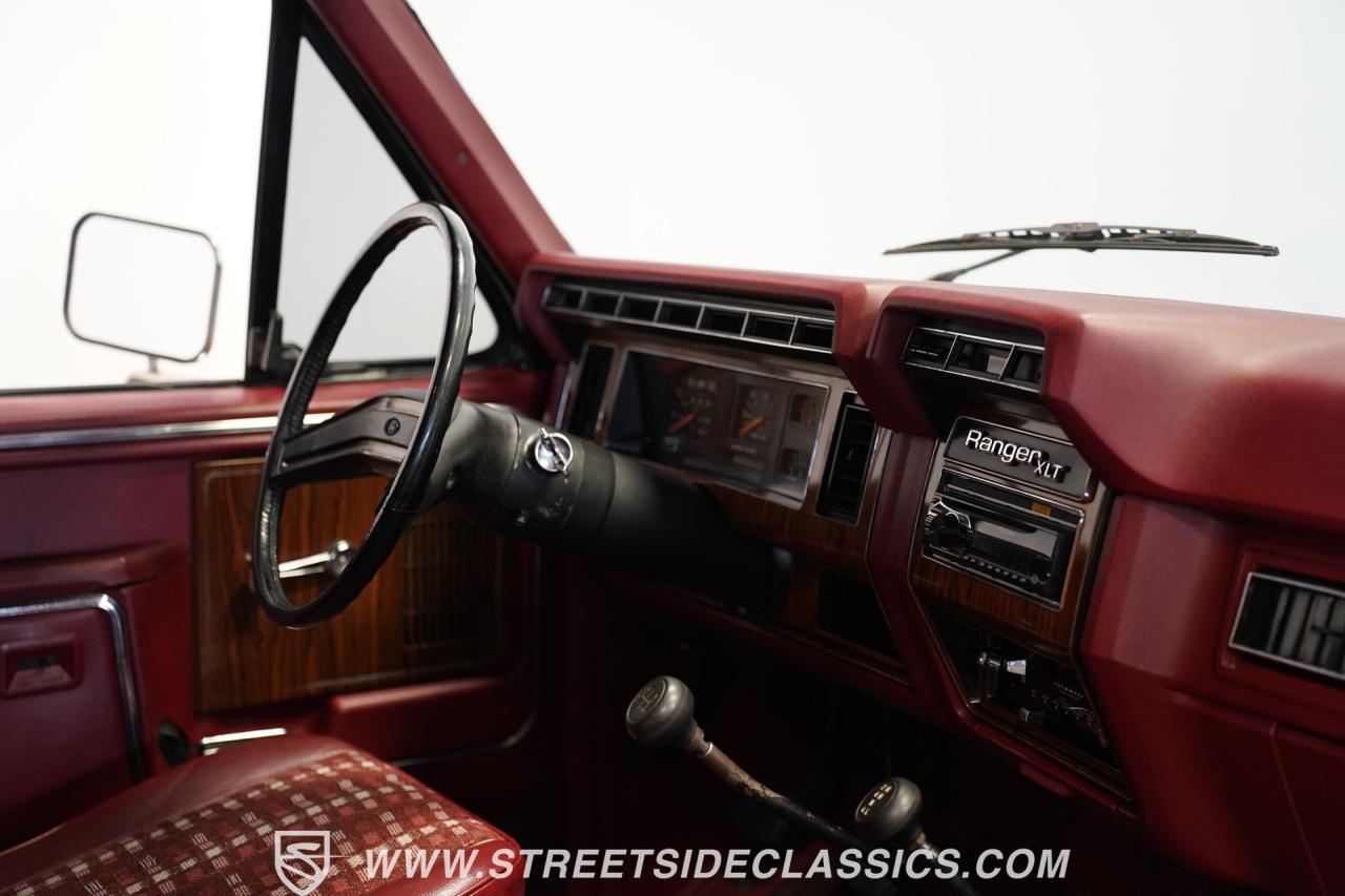 1981 Ford Bronco Ranger XLT Free-Wheeling 4X4