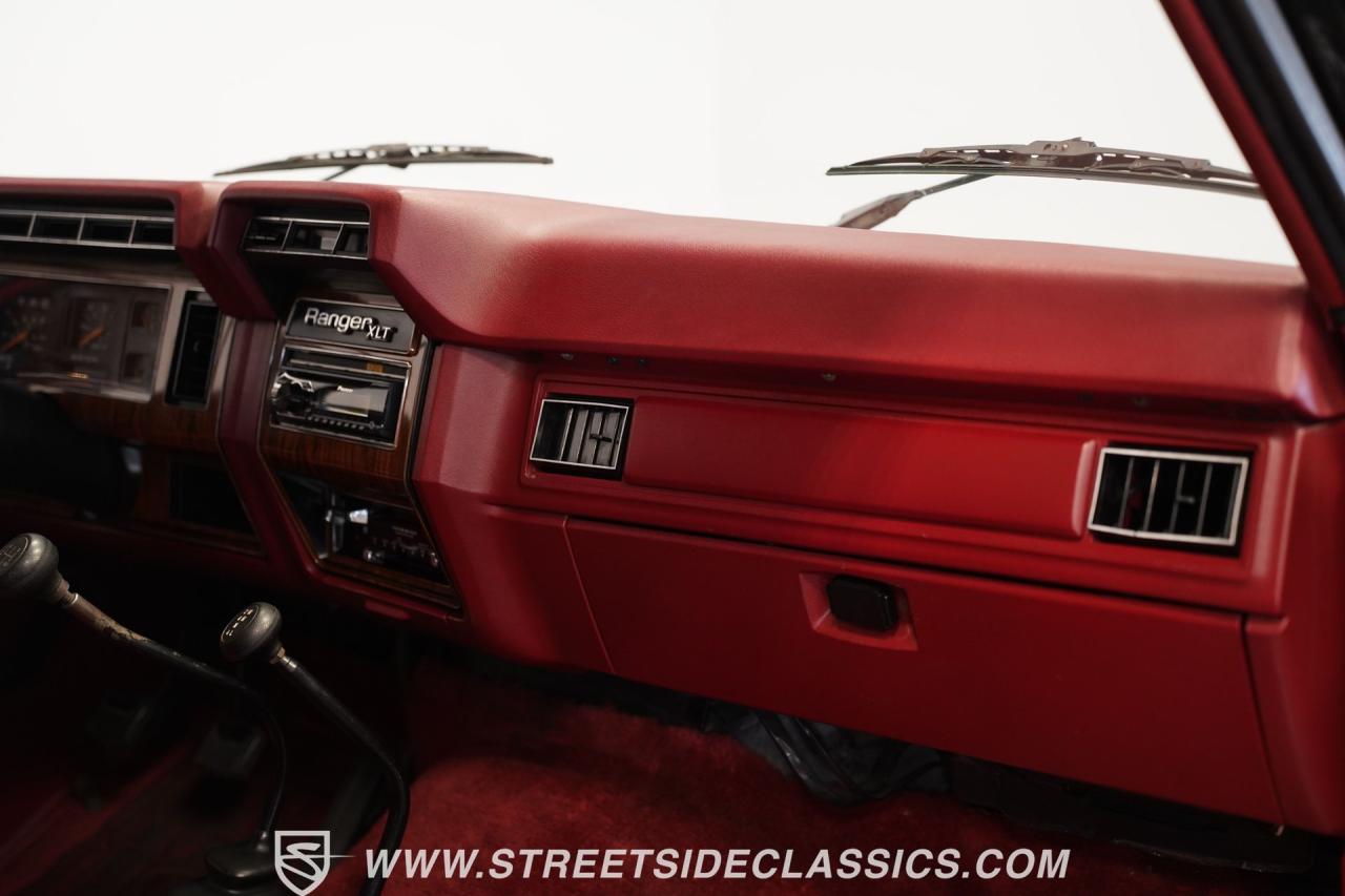 1981 Ford Bronco Ranger XLT Free-Wheeling 4X4