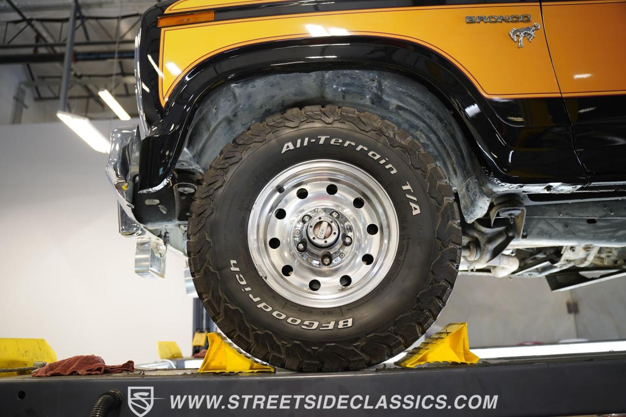 1981 Ford Bronco Ranger XLT Free-Wheeling 4X4