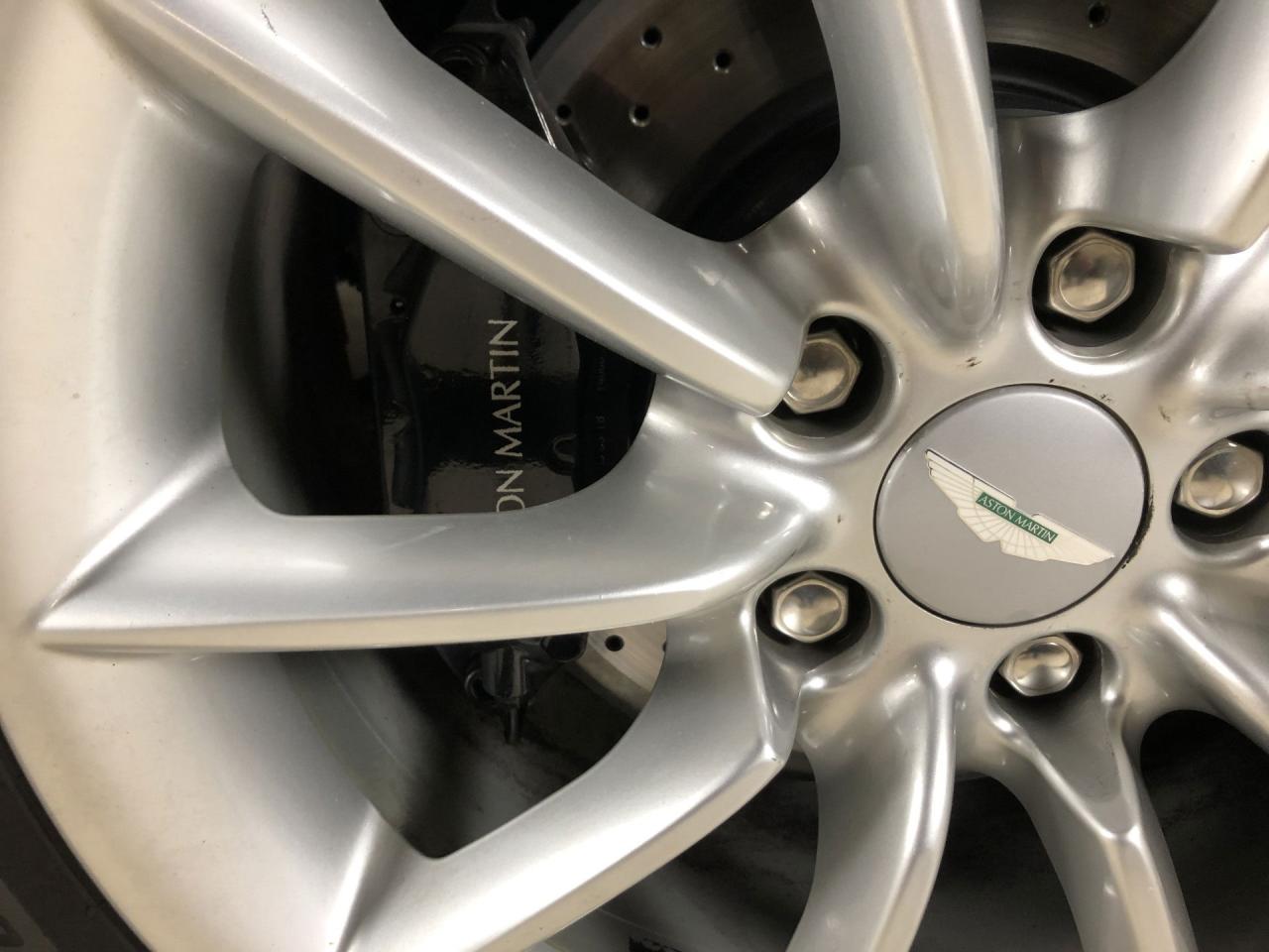 2000 Aston Martin DB7