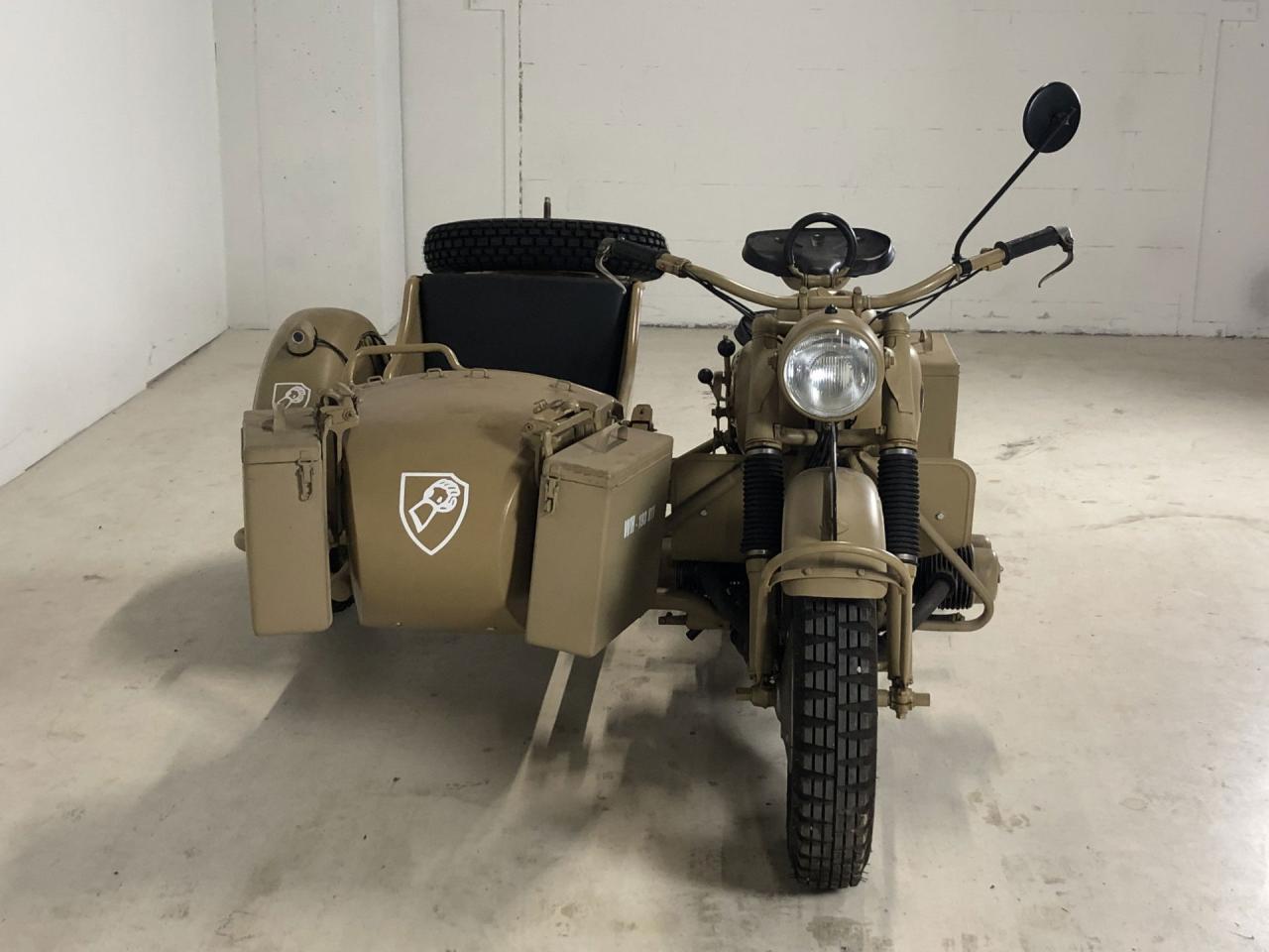 1944 BMW R75 sidecar