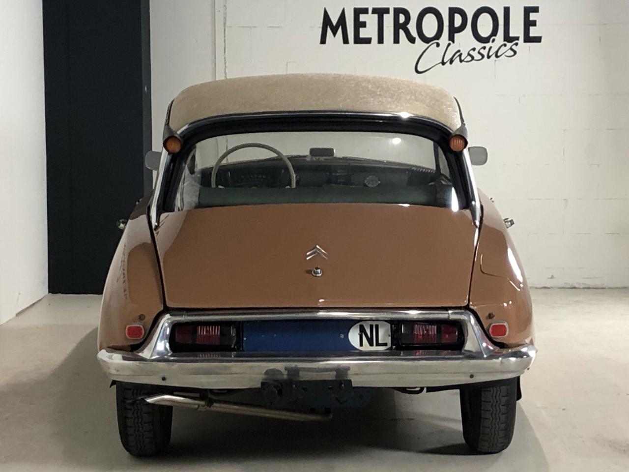 1957 Citro&euml;n ID 19