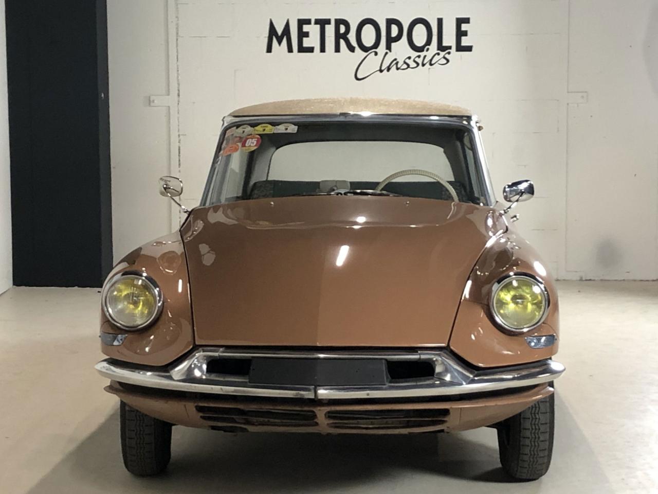 1957 Citro&euml;n ID 19