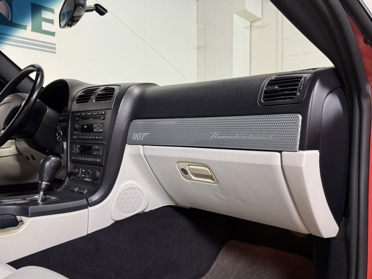 2003 Ford Thunderbird