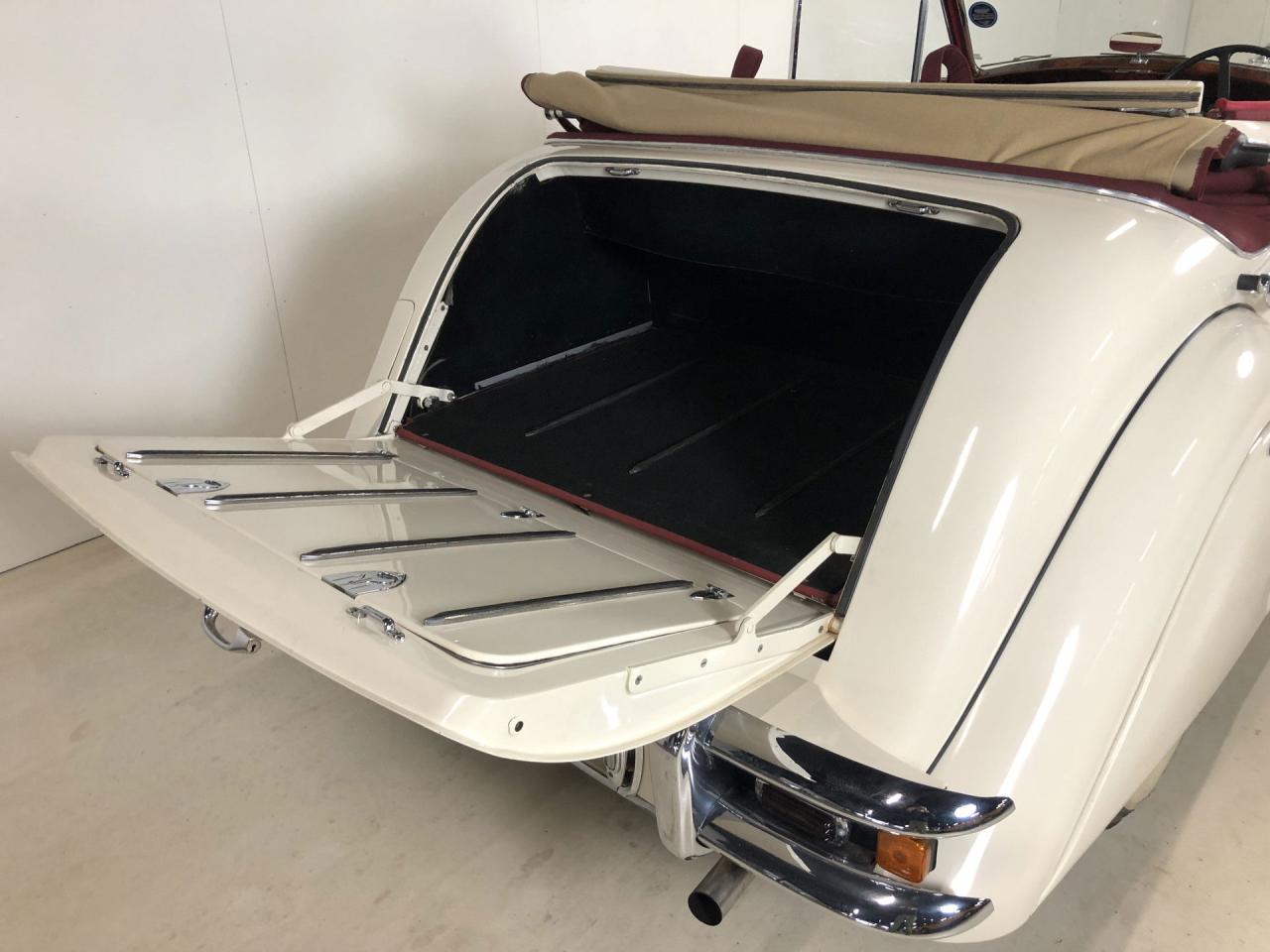 1950 Jaguar MK V 3.5L DHC