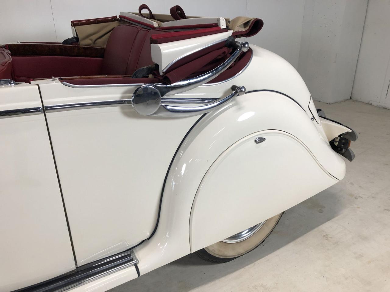1950 Jaguar MK V 3.5L DHC