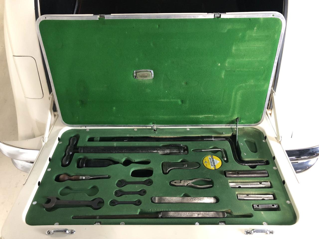 1950 Jaguar MK V 3.5L DHC