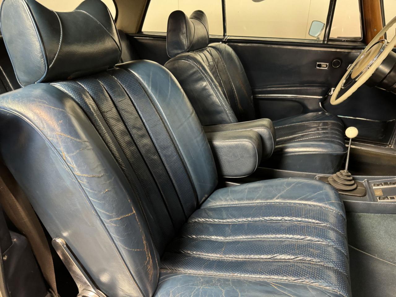 1970 Mercedes - Benz 200 series