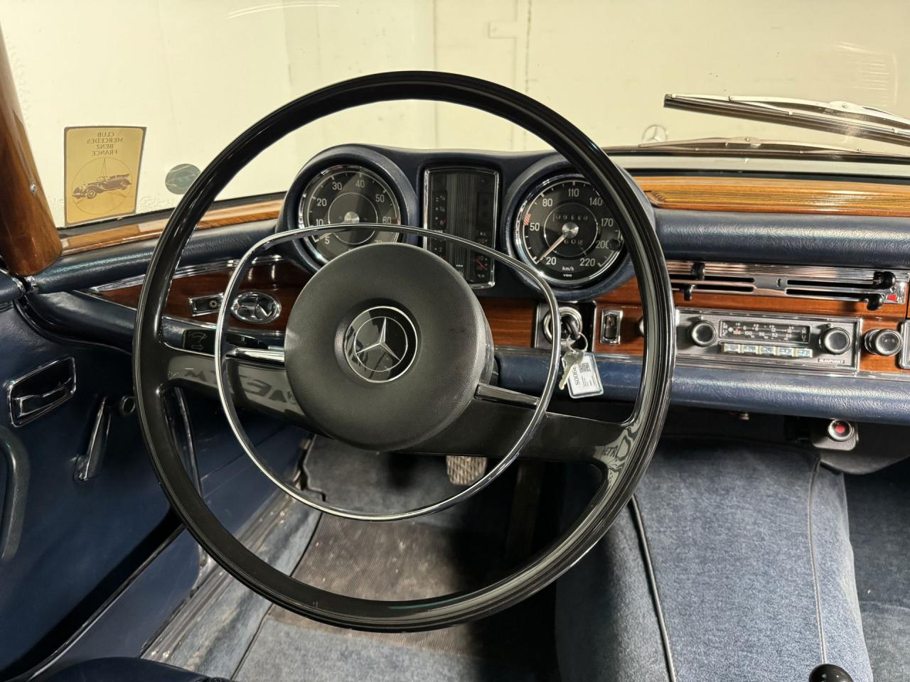 1969 Mercedes - Benz 200 series
