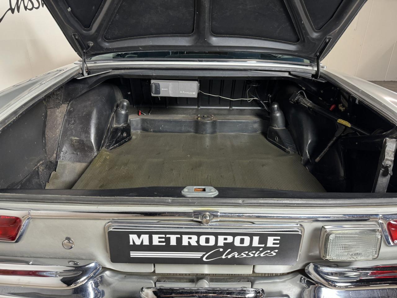 1969 Mercedes - Benz 200 series