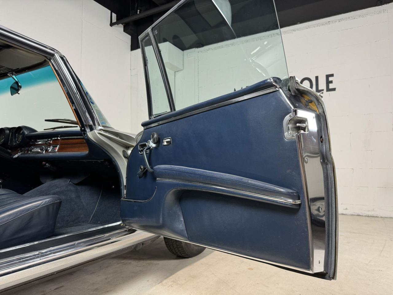 1969 Mercedes - Benz 200 series