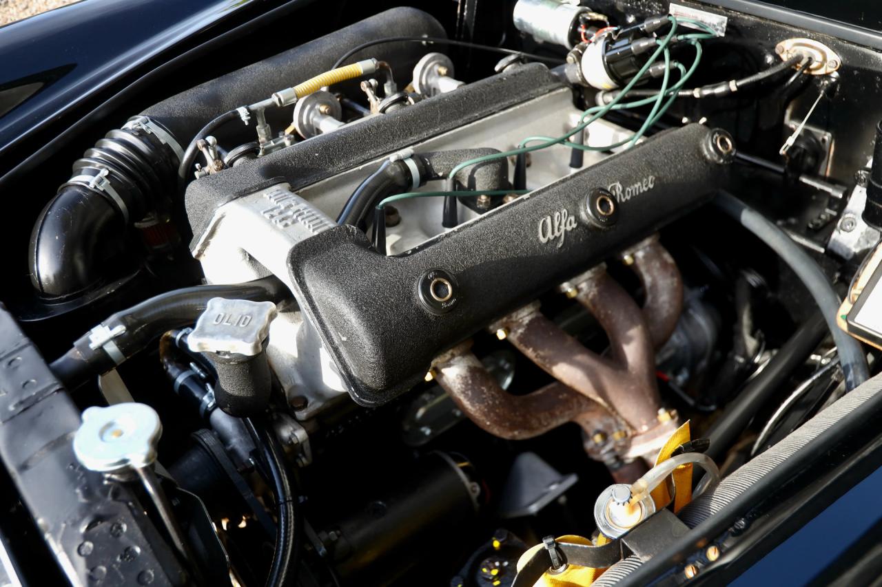 1961 Alfa Romeo 2000 Touring Spider