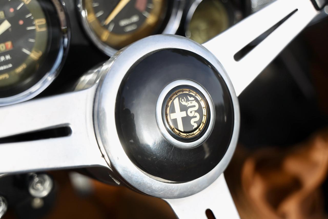 1961 Alfa Romeo 2000 Touring Spider