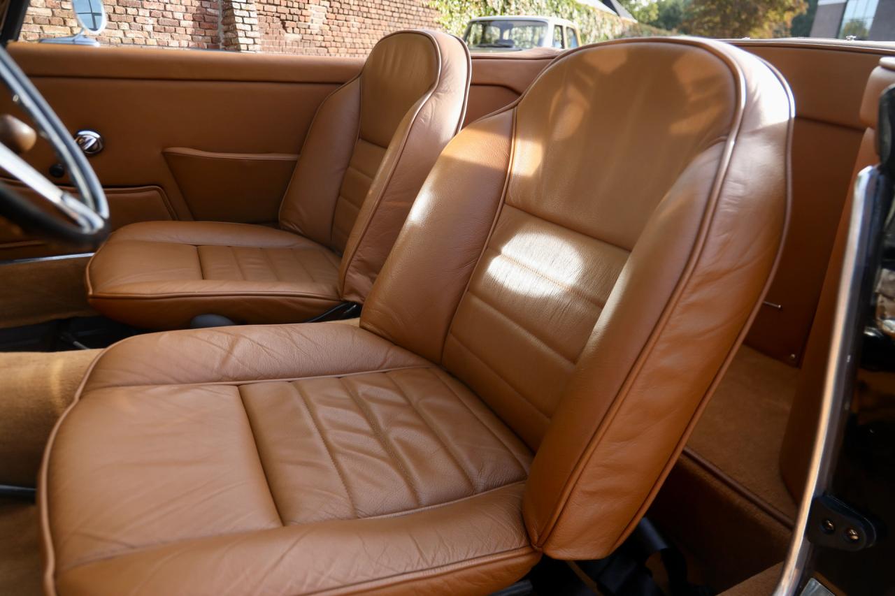 1961 Alfa Romeo 2000 Touring Spider