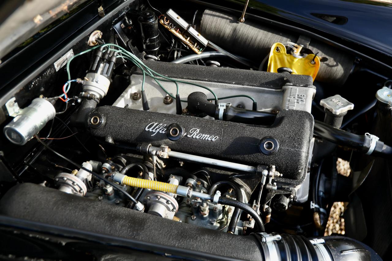 1961 Alfa Romeo 2000 Touring Spider