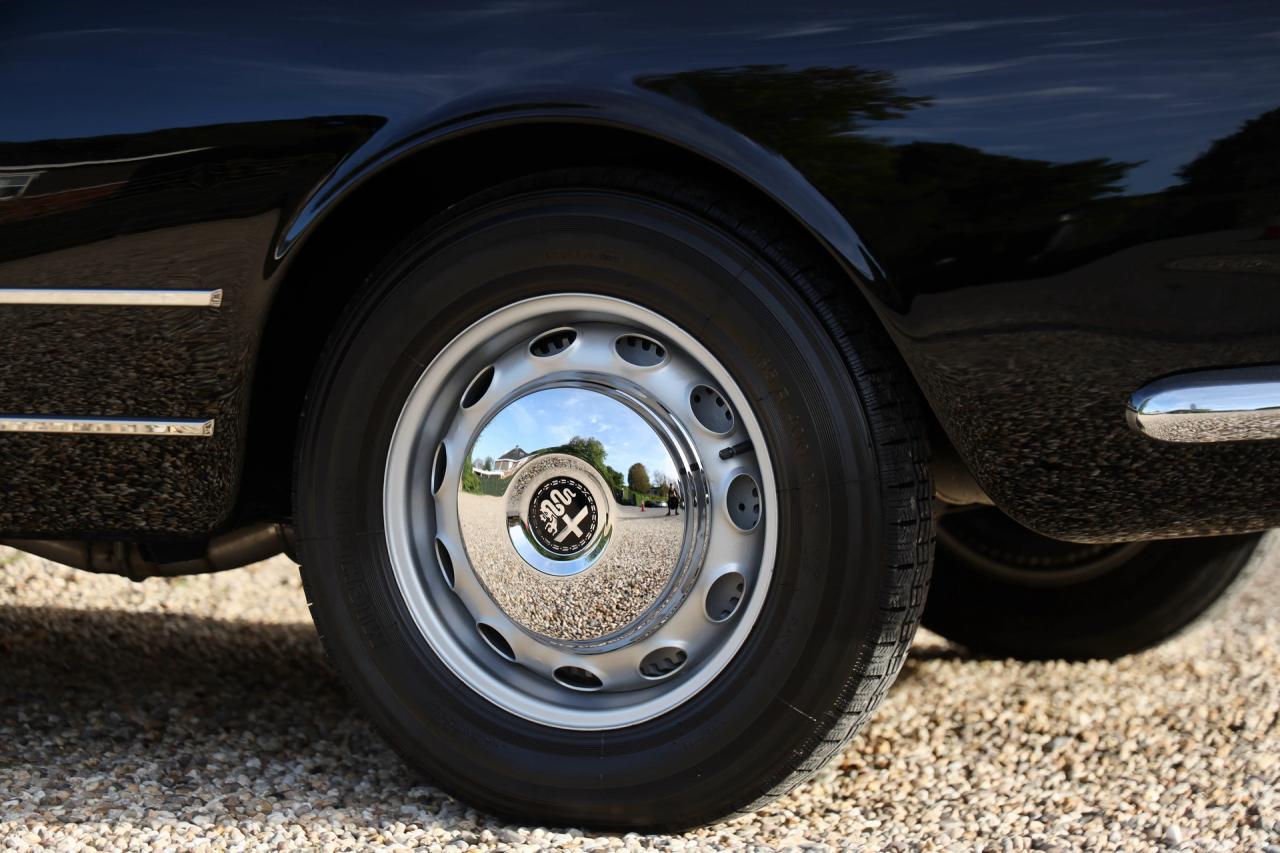 1961 Alfa Romeo 2000 Touring Spider