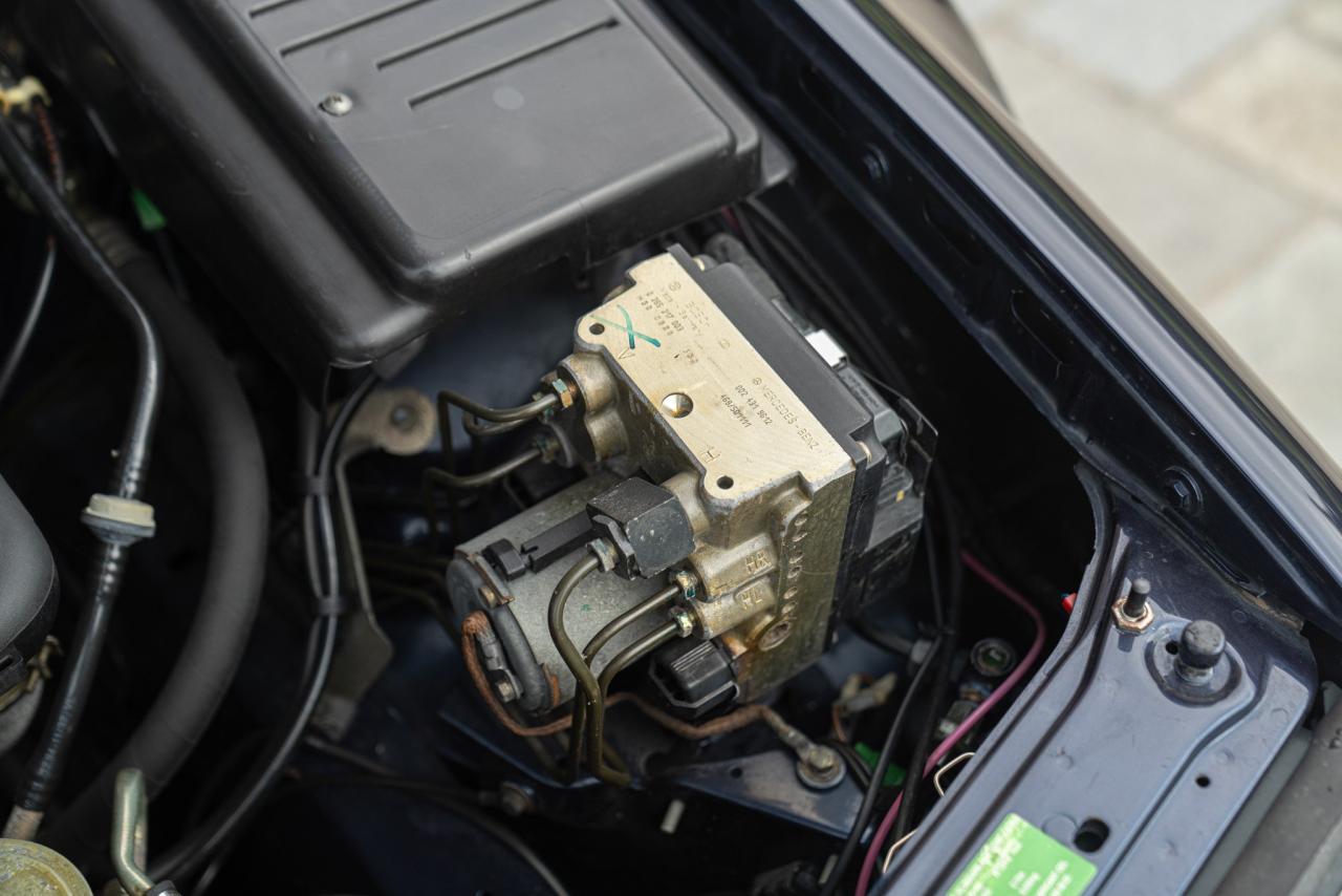 1995 Mercedes - Benz SL 320