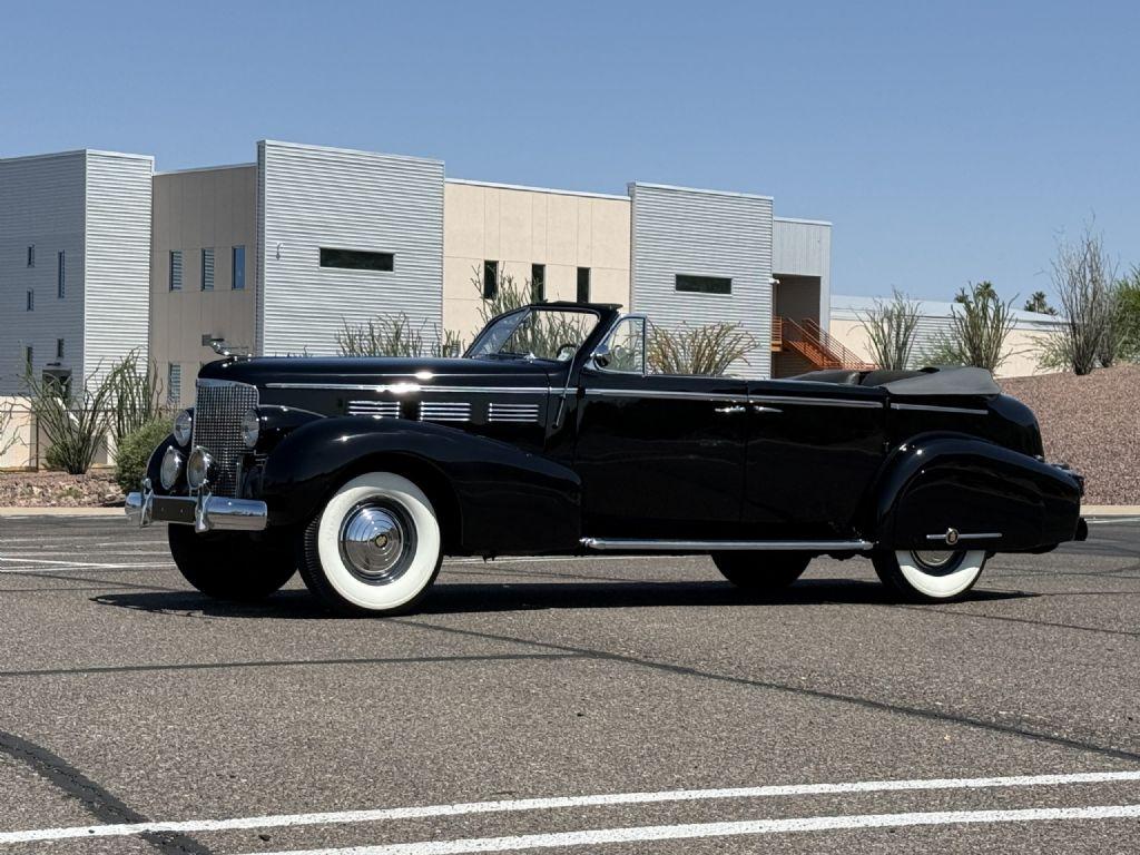 1938 Cadillac Series 75 Convertible Sedan