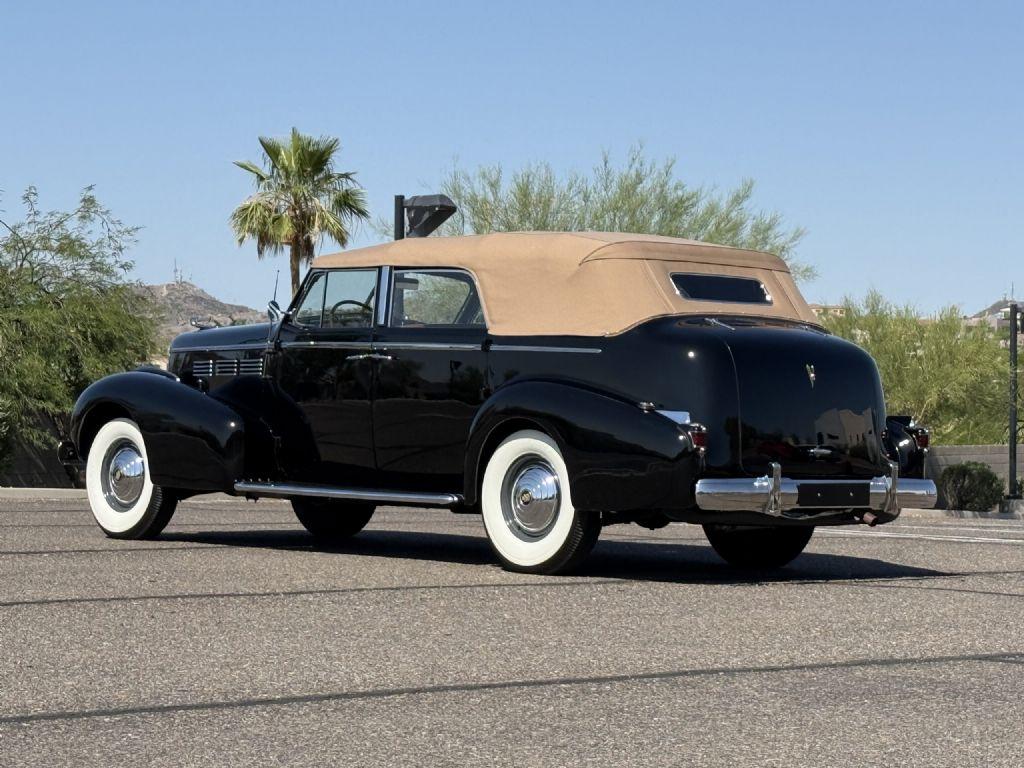 1938 Cadillac Series 75 Convertible Sedan
