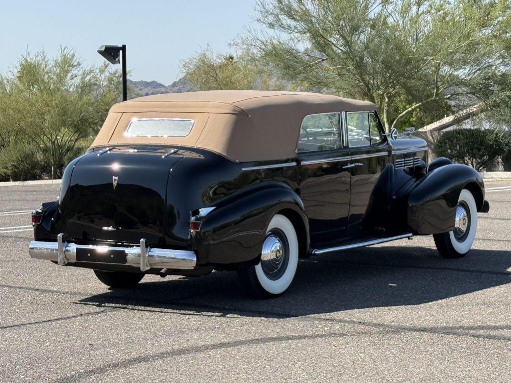 1938 Cadillac Series 75 Convertible Sedan