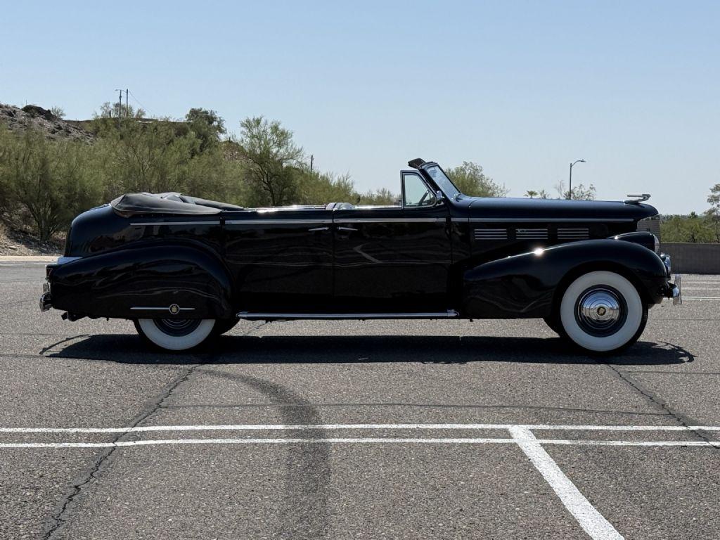 1938 Cadillac Series 75 Convertible Sedan