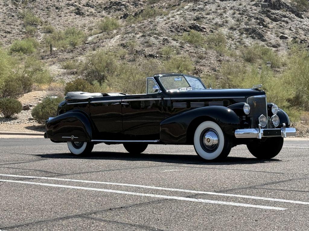 1938 Cadillac Series 75 Convertible Sedan