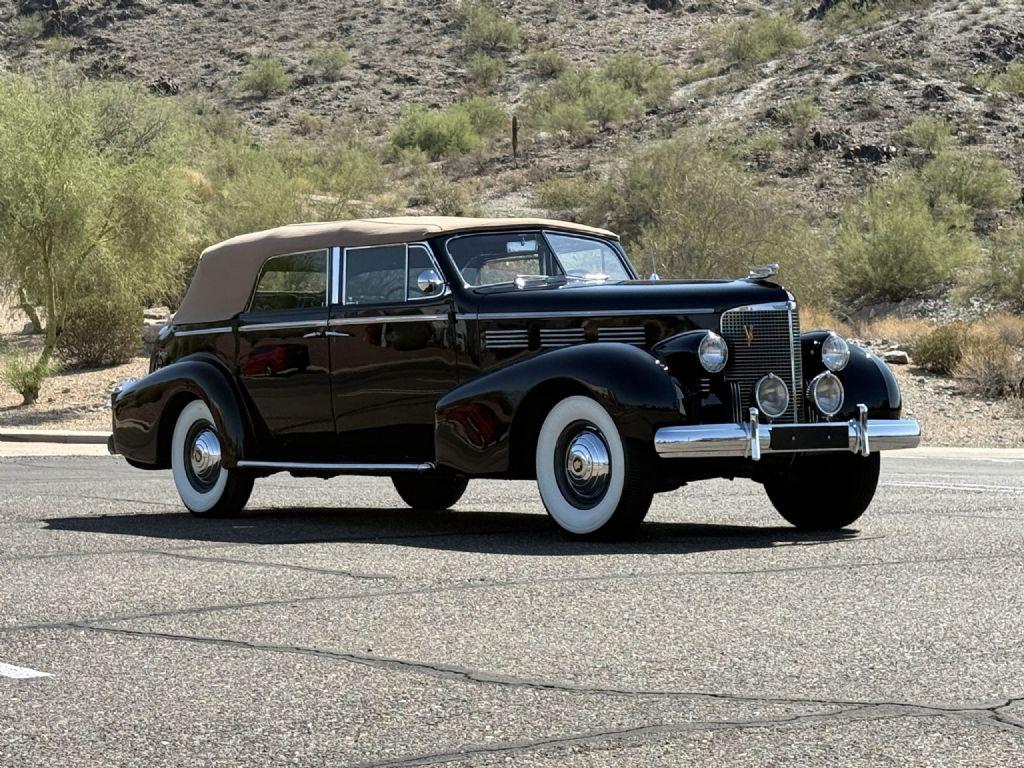 1938 Cadillac Series 75 Convertible Sedan