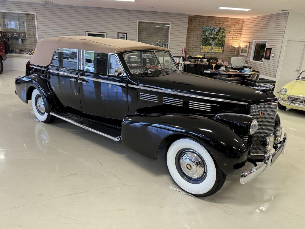 1938 Cadillac Series 75 Convertible Sedan