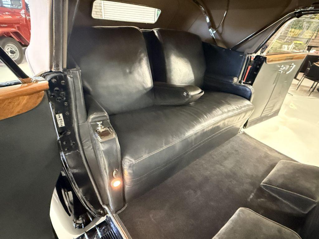 1938 Cadillac Series 75 Convertible Sedan