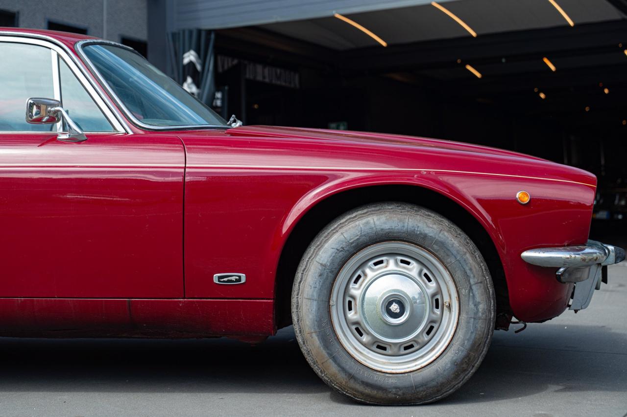 1976 Jaguar XJ6 3.6