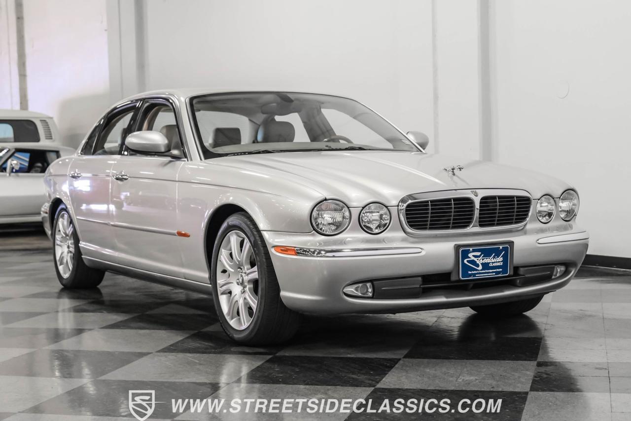 2004 Jaguar XJ8